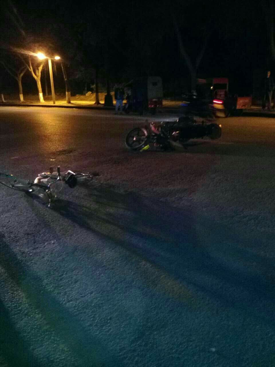 2016041722032776312322.jpg