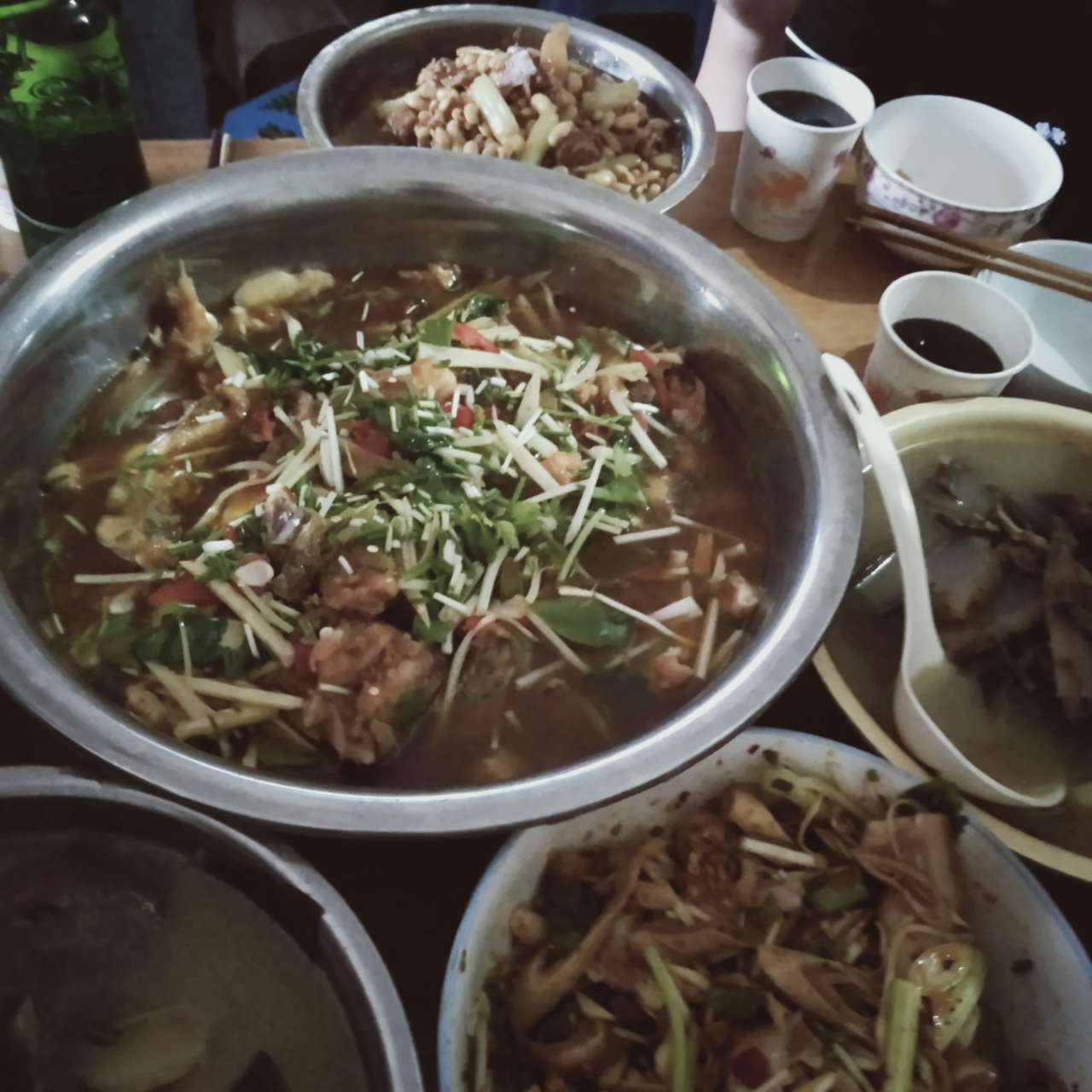 农村的饭菜就是这么实在-3.jpg