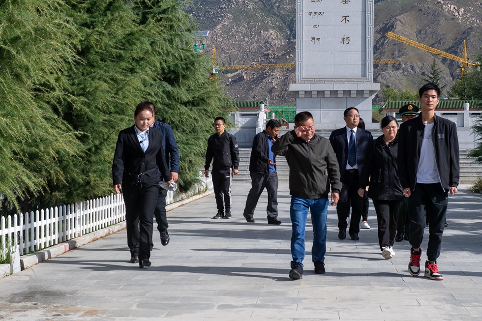暖心！！跨越54年的“团聚”——为四川内江籍烈士何德成寻亲的故事-1.jpg
