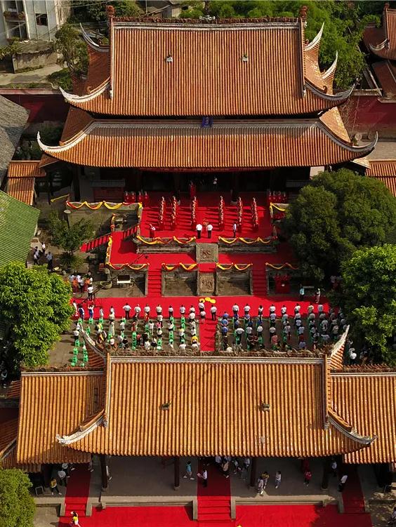 【大千故里古牌坊·骑马踩水游内江】内江7条精品旅游线路正式发布-6.jpg