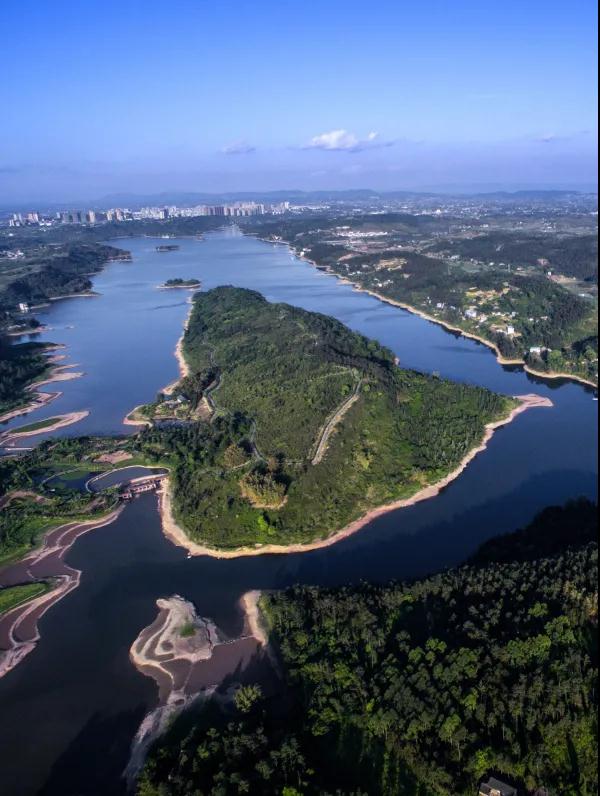 【大千故里古牌坊·骑马踩水游内江】内江7条精品旅游线路正式发布-11.jpg
