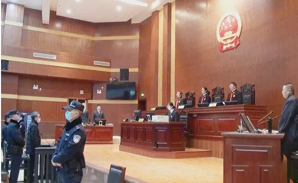 非法收受他人财物共计1267.3万元！威远县委原常委李磊一审获刑十年六个月-1.jpg