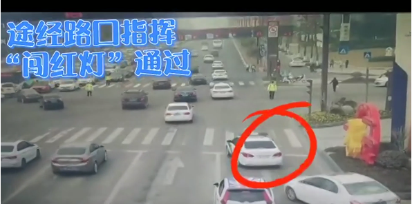 关注！为了一个孩子，内江交警紧急开道20多公里-1.png