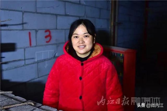 敢与男儿比高低！建筑工地上的内江妇女们——-5.jpeg