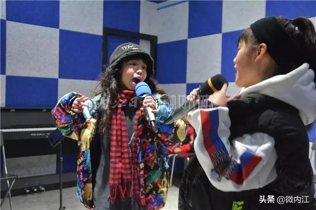 注意！注意！今晚九点，内江姐妹花亮相央视《非常6+1》-3.jpeg