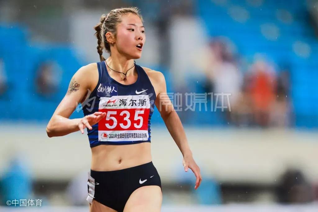 12秒98！内江，又“跑”出一个“亚洲女飞人”——-1.jpg