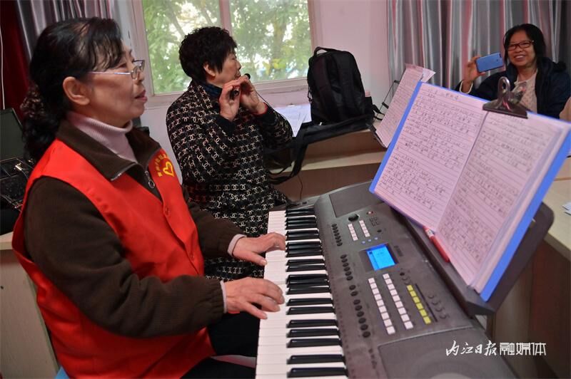 歌声嘹亮！内江这里有个“合唱团”-3.jpg