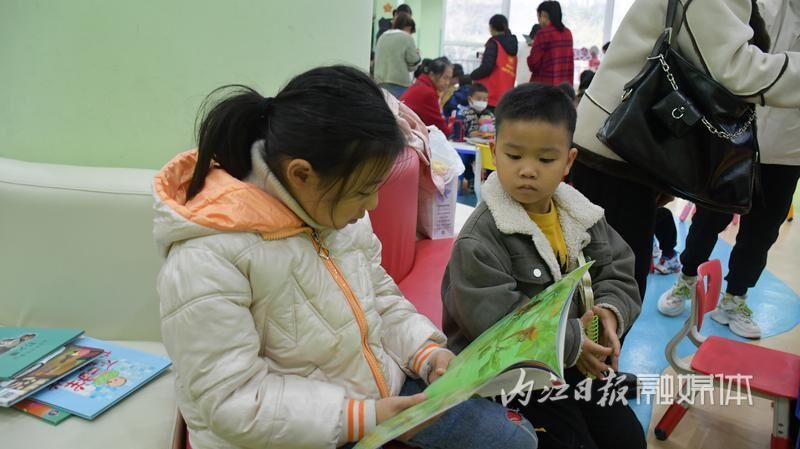 萌娃化身“大侦探”！东兴区图书馆开展小宝成长汇“我是大侦探”活动-6.jpg