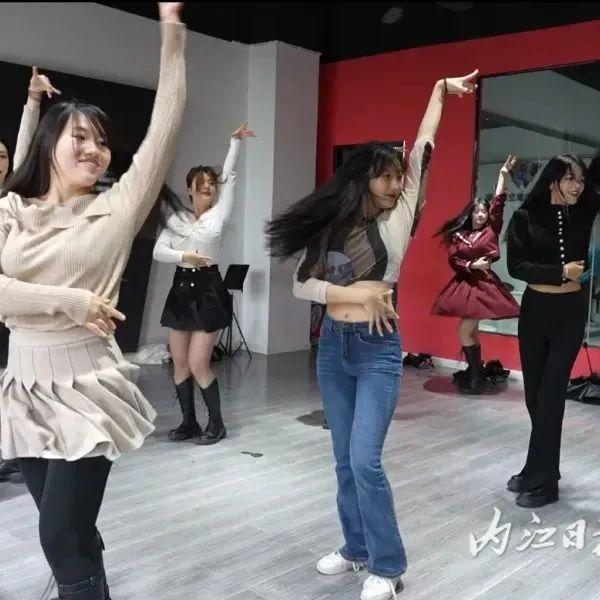 强强对决！甜女半决赛即将“打响”——-3.jpg