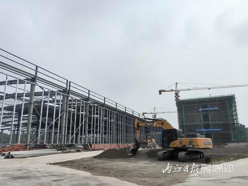 内荣农高区：纾难解困为企业 推进项目不停歇-3.jpg