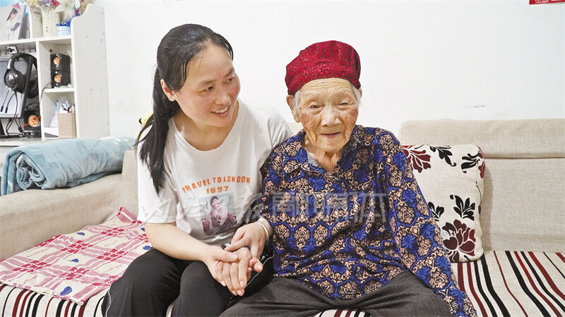 “中国好人”蔡小彬：“家有一老如有一宝，最好的孝顺是陪伴”-2.jpg