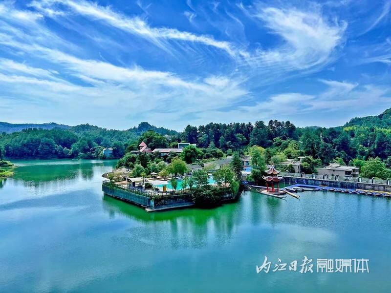 成宜高铁通车在即，乘上高铁来威远“吃喝玩乐”感受穹窿风貌-14.jpg
