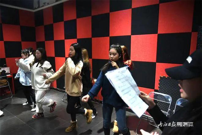 决赛在即！她们，火力全开-5.jpg