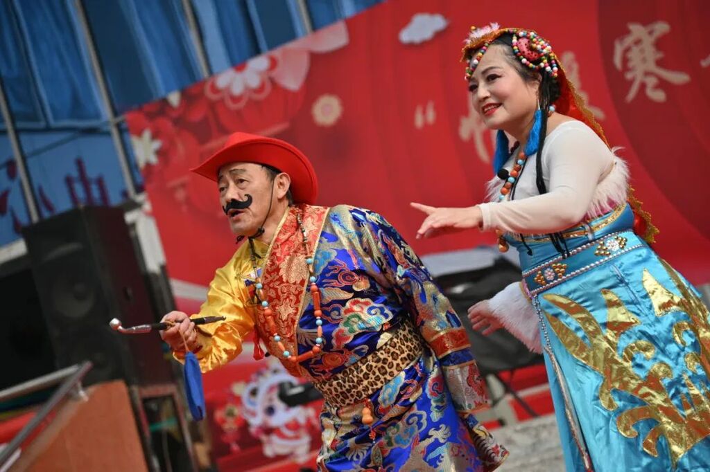 情暖寒冬，喜迎春节！内江经开区关爱巡演精彩纷呈——-6.jpg