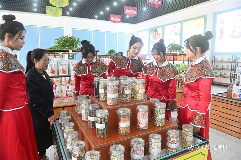 甜上加甜，内江甜女为无花果代言-7.jpeg