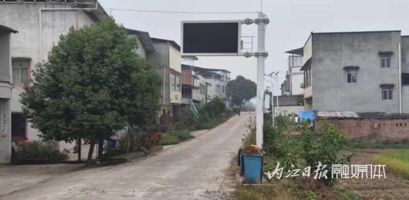 隆昌市：五荣路改造升级 强化川渝互联互通-4.jpg