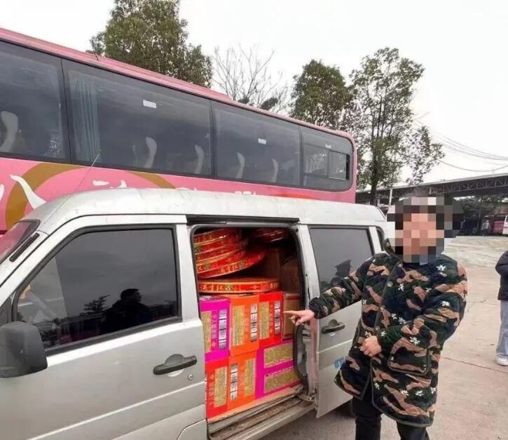 隆昌公安通报本地三起涉烟花爆竹违法违规案例-3.jpeg