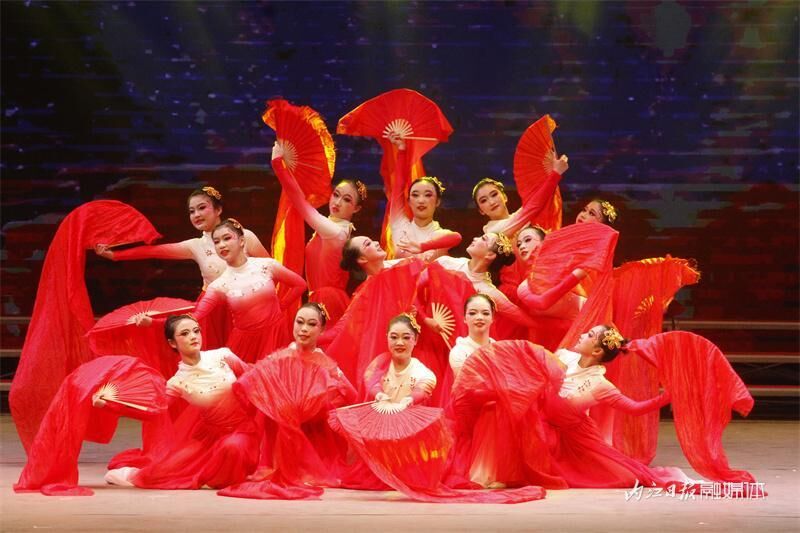“资中之春”已来临！这场文艺汇演好欢乐-7.jpeg