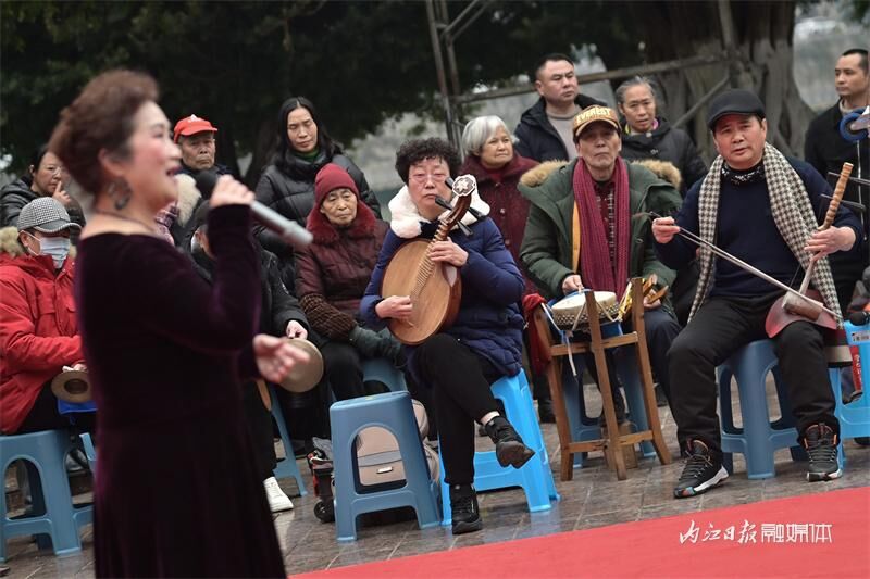 “有内味儿”！内江这台戏曲专场惠民演出让戏迷过足瘾-7.jpg