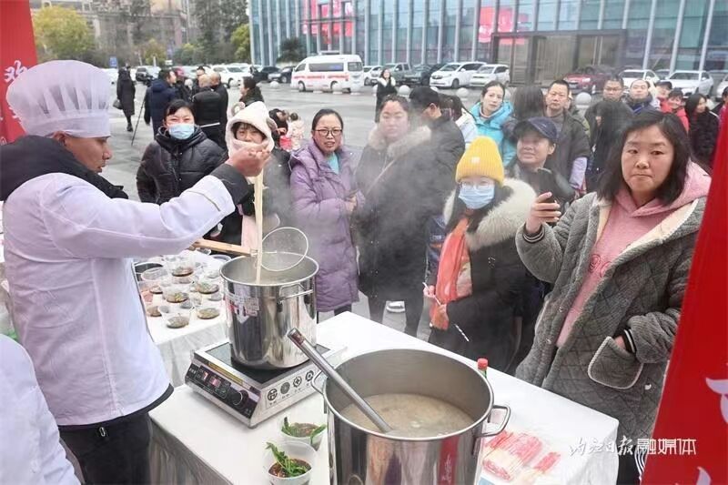 新春送岗助就业，内江这里举办专场招聘-6.jpg