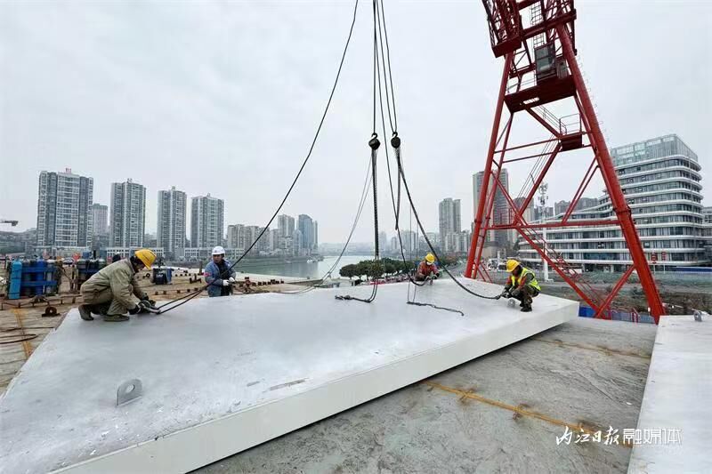 春节不停工，内江麻柳坝大桥建设忙-1.jpg