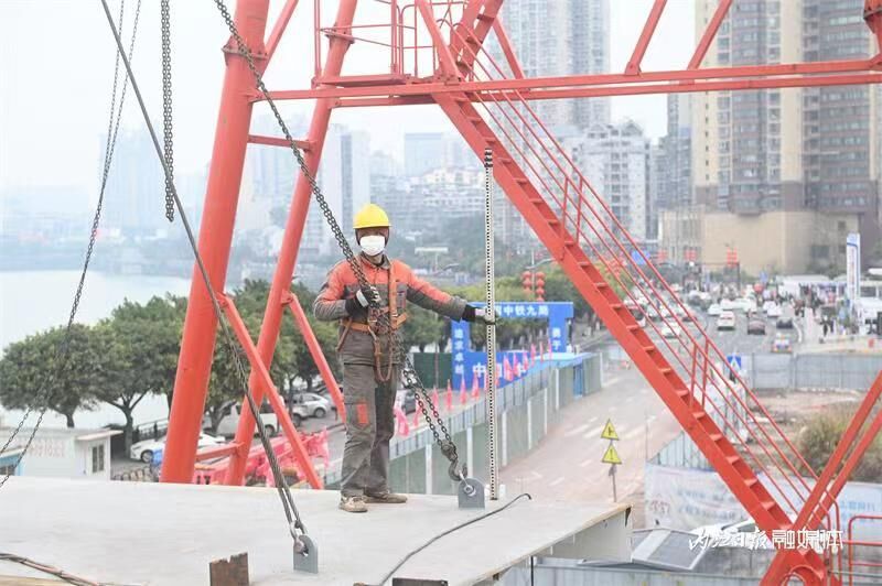 春节不停工，内江麻柳坝大桥建设忙-8.jpg