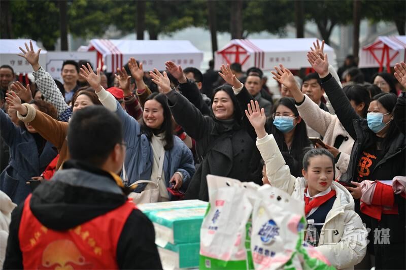 内江市“学雷锋·文明实践我行动”主题活动启动-12.jpg