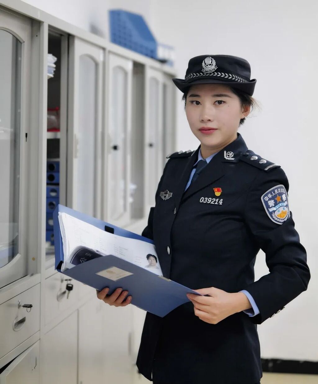 点赞！内江公安一女警荣获公安部和全国妇联表扬-3.jpg