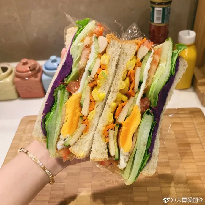 d9.webp
