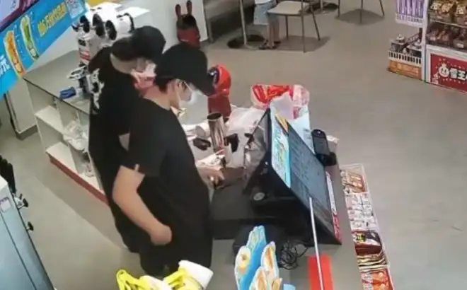 浙江一奶茶店职员因手头拮据，偷记雇主支付密码，“蚂蚁搬家”式盗转数千元
New